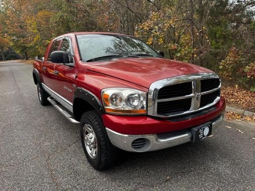 2006 Dodge Ram 1500 SLT Mega Cab