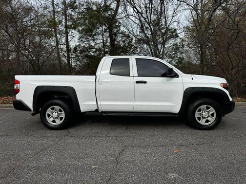 2019 Toyota Tundra SR