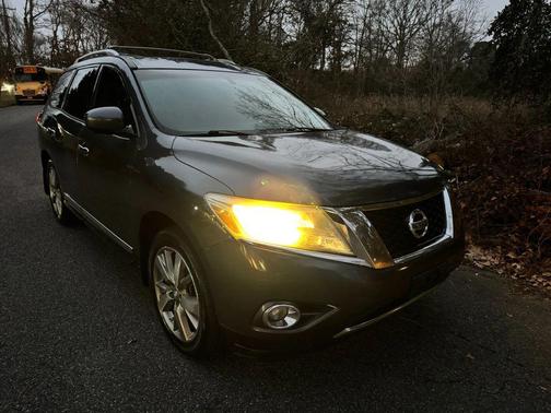 2013 Nissan Pathfinder Platinum