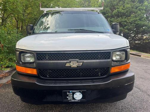 Summit White 2017 Chevrolet Express 2500 Work Van