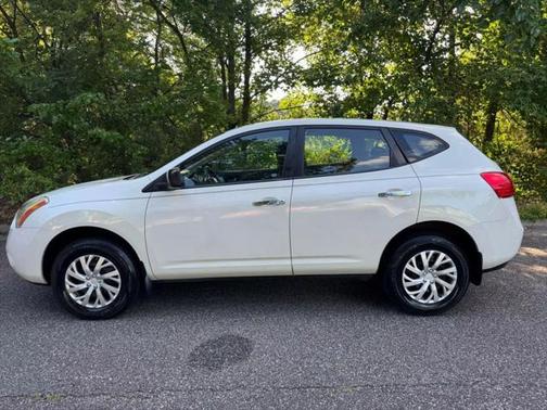 2010 Nissan Rogue S