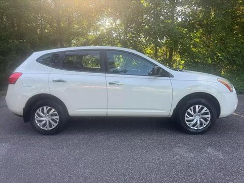2010 Nissan Rogue S