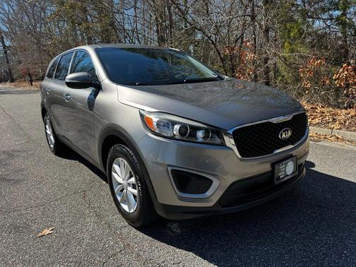 2016 Kia Sorento L