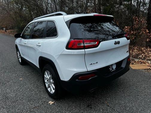 2014 Jeep Cherokee Sport