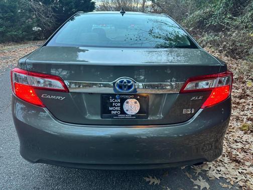 2012 Toyota Camry Hybrid XLE