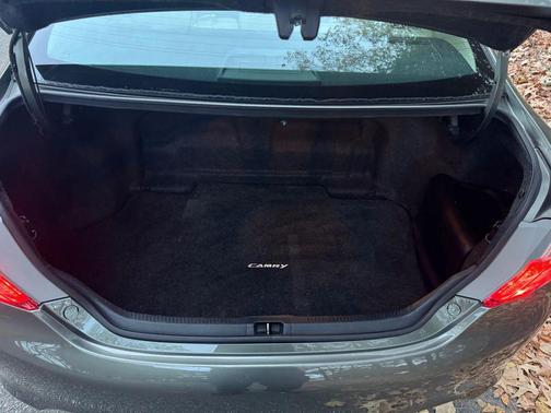 2012 Toyota Camry Hybrid XLE