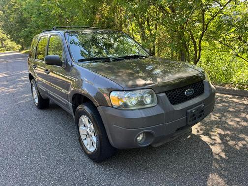 Dark Stone Clearcoat 2006 Ford Escape XLT Sport