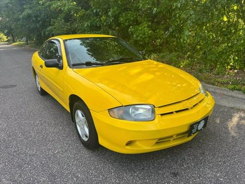 2004 Chevrolet Cavalier Base