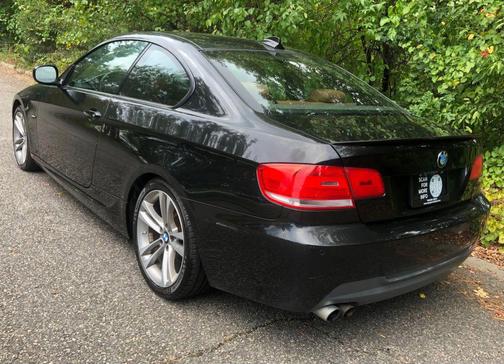 2010 BMW 328 328i Coupe 2D