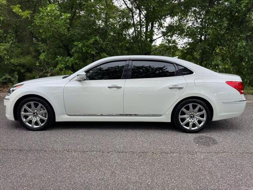 2013 Hyundai Equus Signature