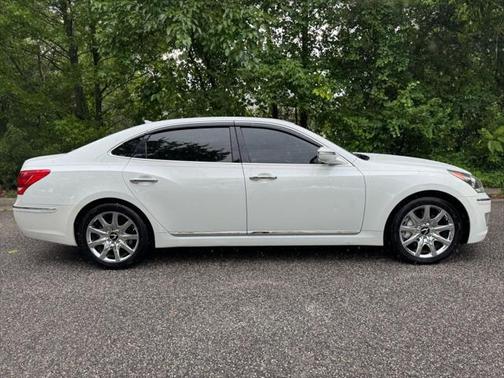 2013 Hyundai Equus Signature
