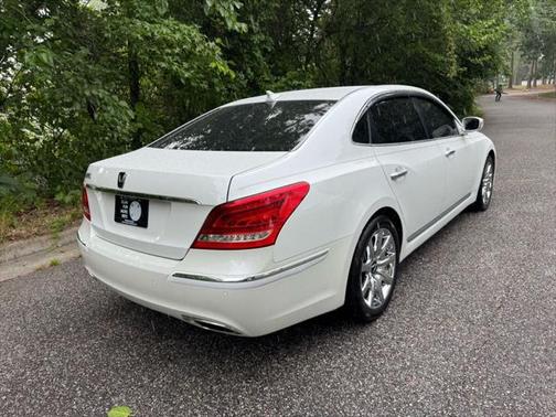 2013 Hyundai Equus Signature