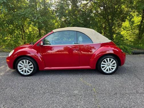 2008 Volkswagen New Beetle SE