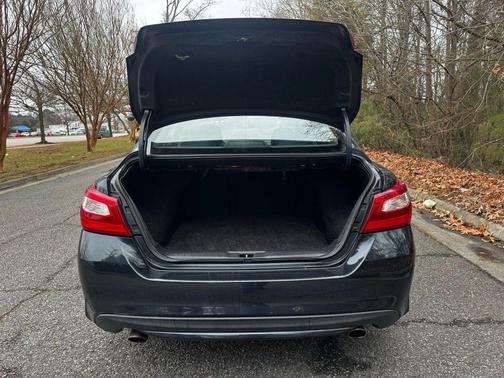 2017 Nissan Altima 2.5 SV