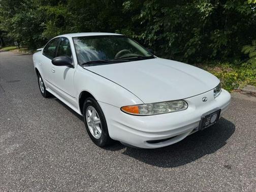 2004 Oldsmobile Alero GL1