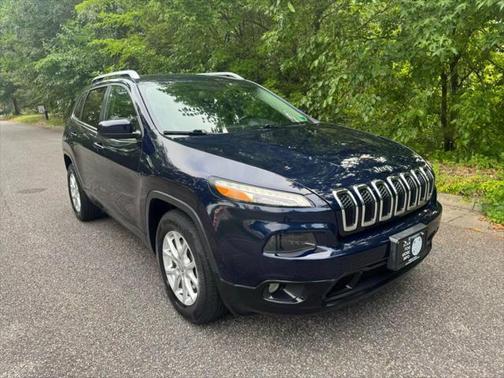 2015 Jeep Cherokee Sport