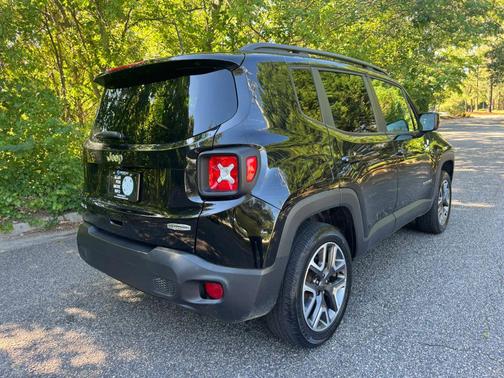 Black 2018 Jeep Renegade Latitude