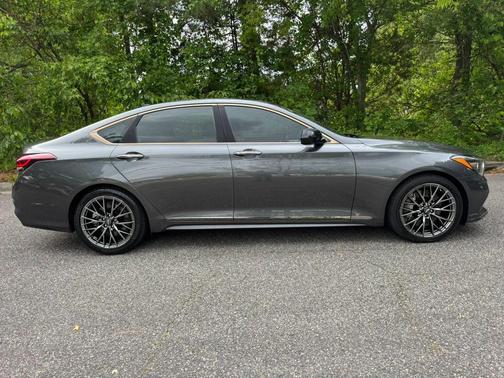 Himalayan Gray 2018 Genesis G80 3.3T Sport
