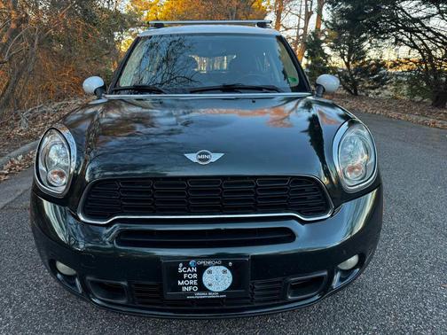 2012 MINI Cooper S Countryman Base