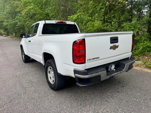 Summit White 2019 Chevrolet Colorado WT