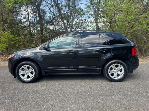 Black 2012 Ford Edge SEL