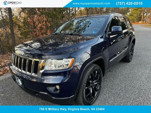 True Blue Pearlcoat 2013 Jeep Grand Cherokee Laredo