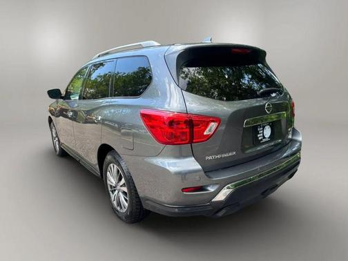 Titanium 2019 Nissan Pathfinder SV