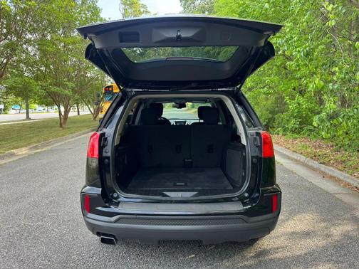 Black 2017 GMC Terrain SLE-1
