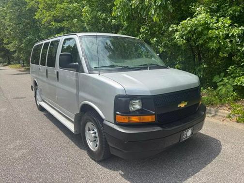 2017 Chevrolet Express 3500 LS