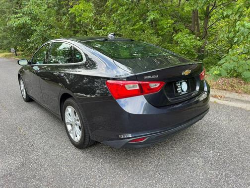 Dark Ash Metallic 2023 Chevrolet Malibu FWD 1LT