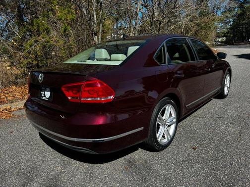 2014 Volkswagen Passat 2.0L TDI DSG SEL Premium