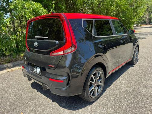 Inferno Red/Black Roof 2020 Kia Soul GT-Line