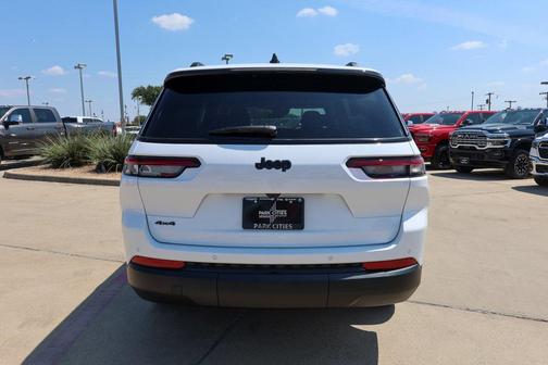 2025 Jeep Grand Cherokee L Altitude
