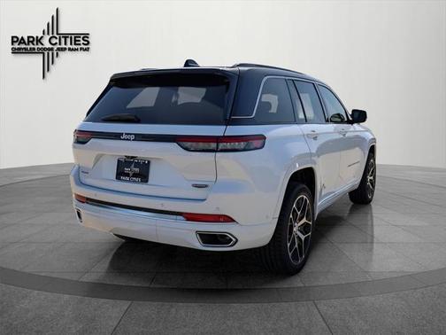 2025 Jeep Grand Cherokee Summit
