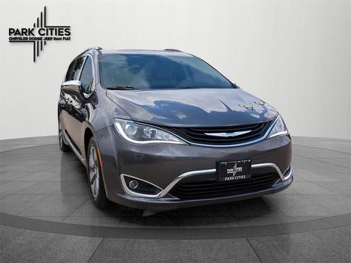 2018 Chrysler Pacifica Hybrid Limited