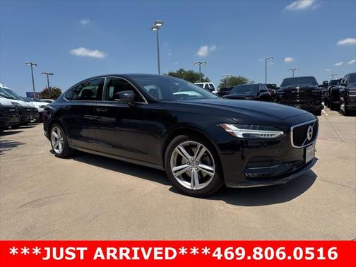 2018 Volvo S90 T5 Momentum