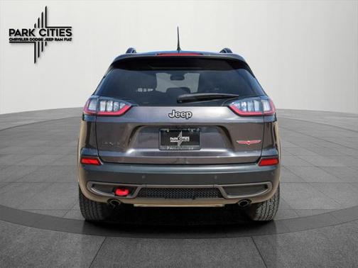 2022 Jeep Cherokee Trailhawk
