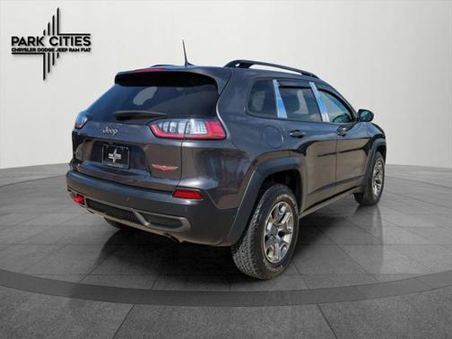 2022 Jeep Cherokee Trailhawk