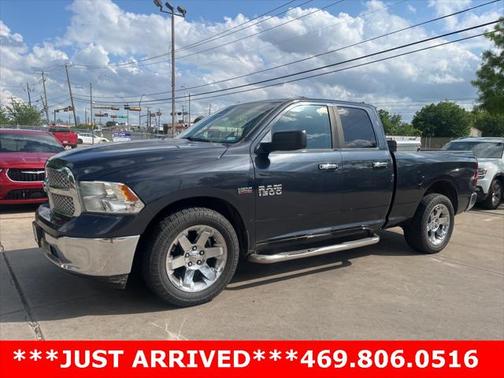 2016 RAM 1500 SLT