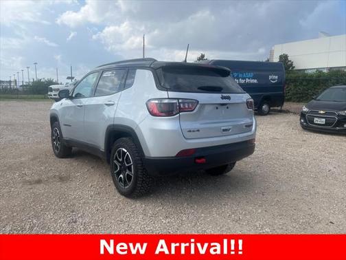 2024 Jeep Compass Trailhawk