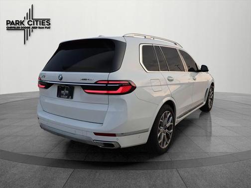 2024 BMW X7 xDrive40i