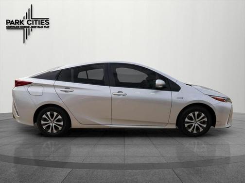 2021 Toyota Prius Prime LE