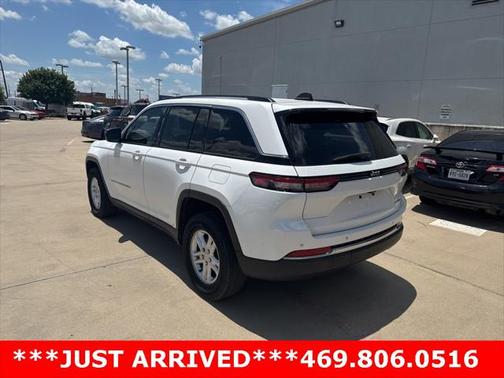 2023 Jeep Grand Cherokee Laredo