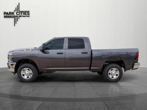 2025 RAM 2500 Tradesman Crew Cab 4x4 6'4' Box