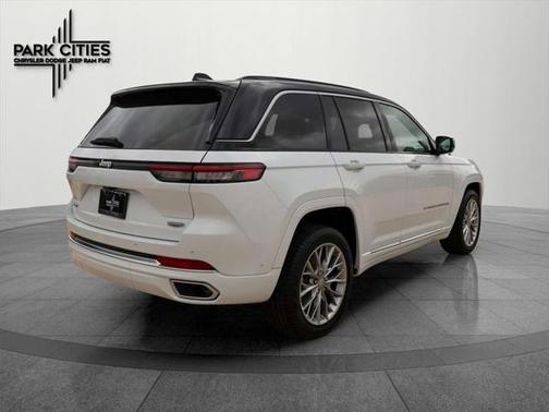 2025 Jeep Grand Cherokee Summit