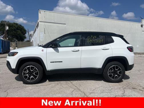 2024 Jeep Compass Trailhawk