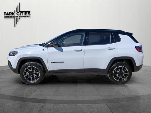 2024 Jeep Compass Trailhawk