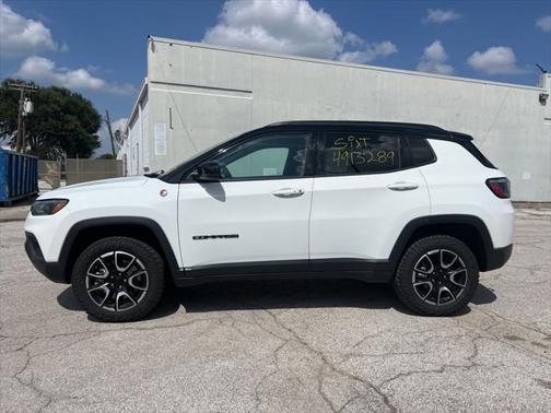 2024 Jeep Compass Trailhawk