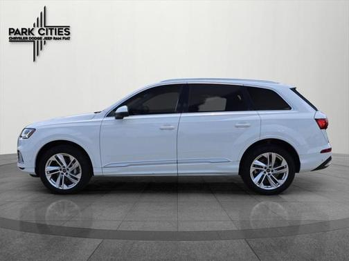 2024 Audi Q7 55 Premium Plus