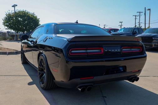 2015 Dodge Challenger SRT Hellcat